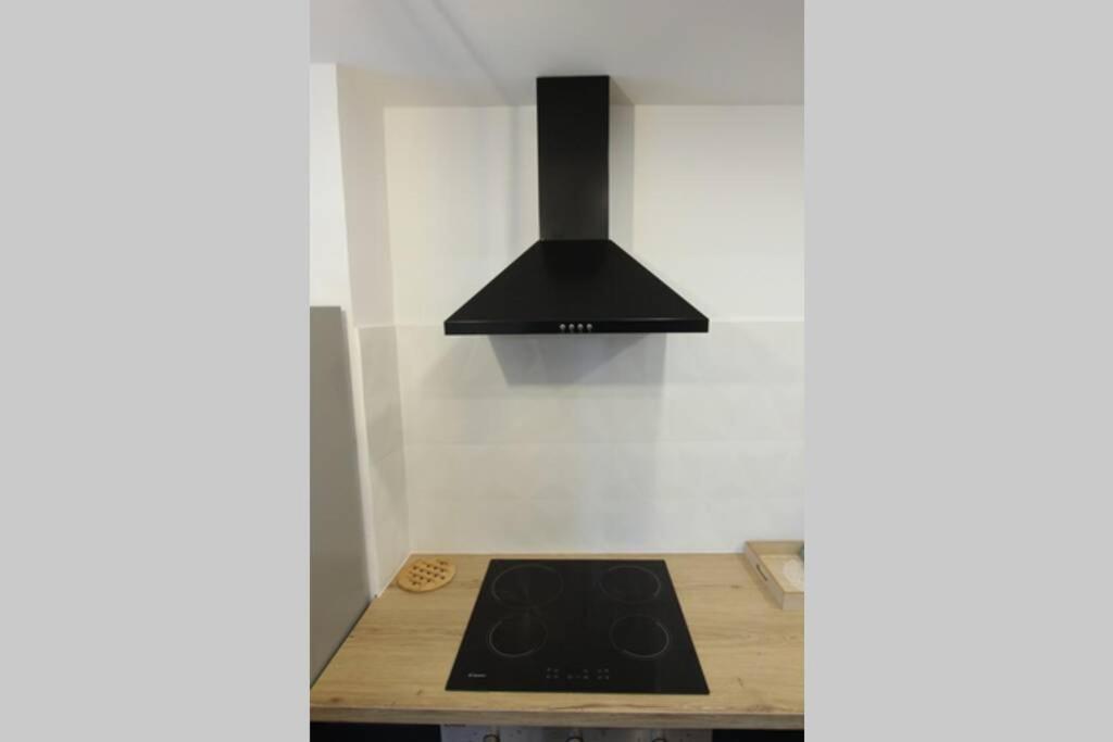 Appartement Centre De Valenciennes Entierement Equipe 64M2 Luaran gambar